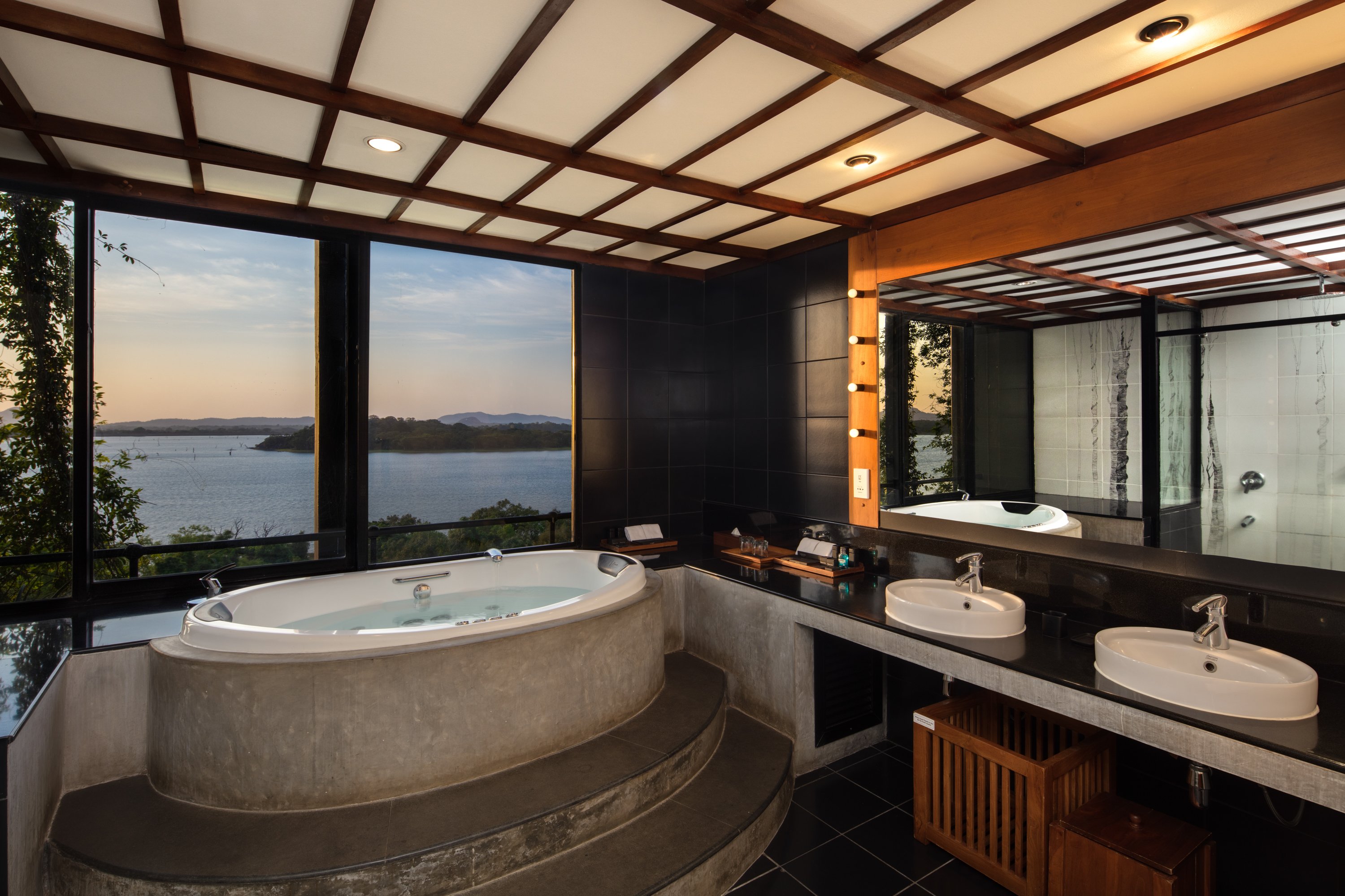 HERITANCE KANDALAMA